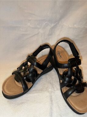 Clarks Calenne Gracie Sandals - NWT - Black Leather / Patent - 8M